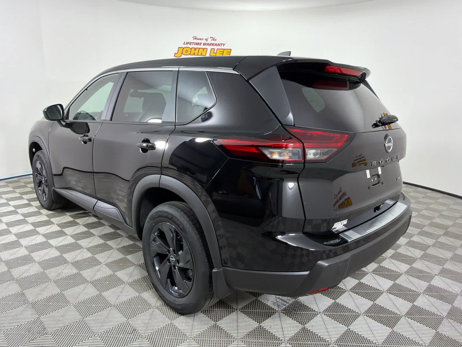 New 2026 Nissan Rogue SV AWD/4WD image 3