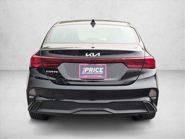 Used 2024 Kia Forte LXS FWD image 7
