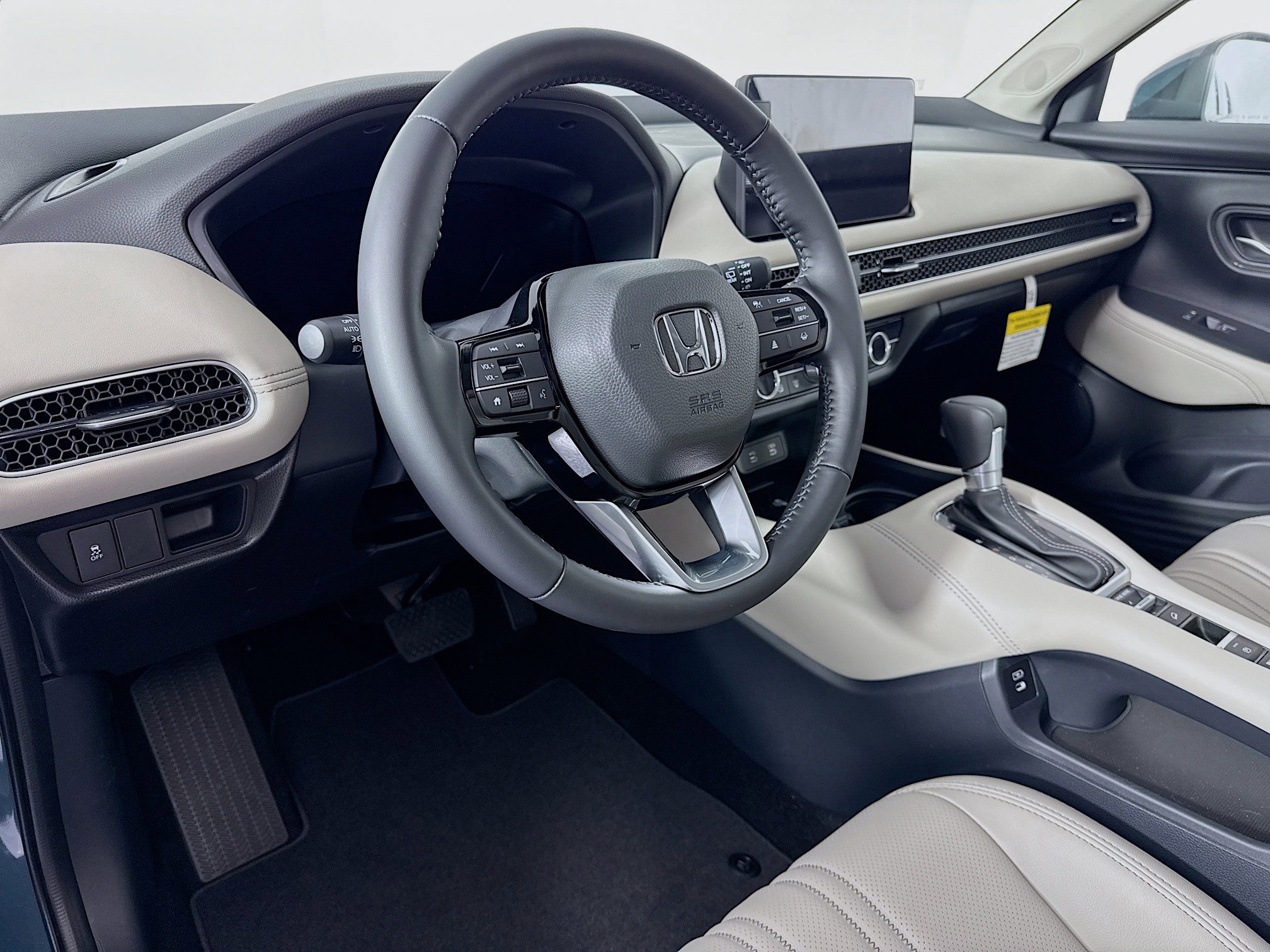 New 2026 Honda HR-V EX-L image 9