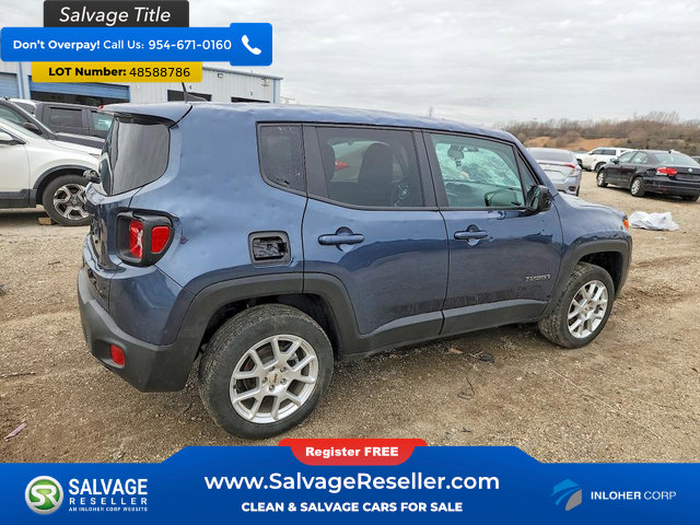 Used 2023 Jeep Renegade Latitude AWD/4WD image 4