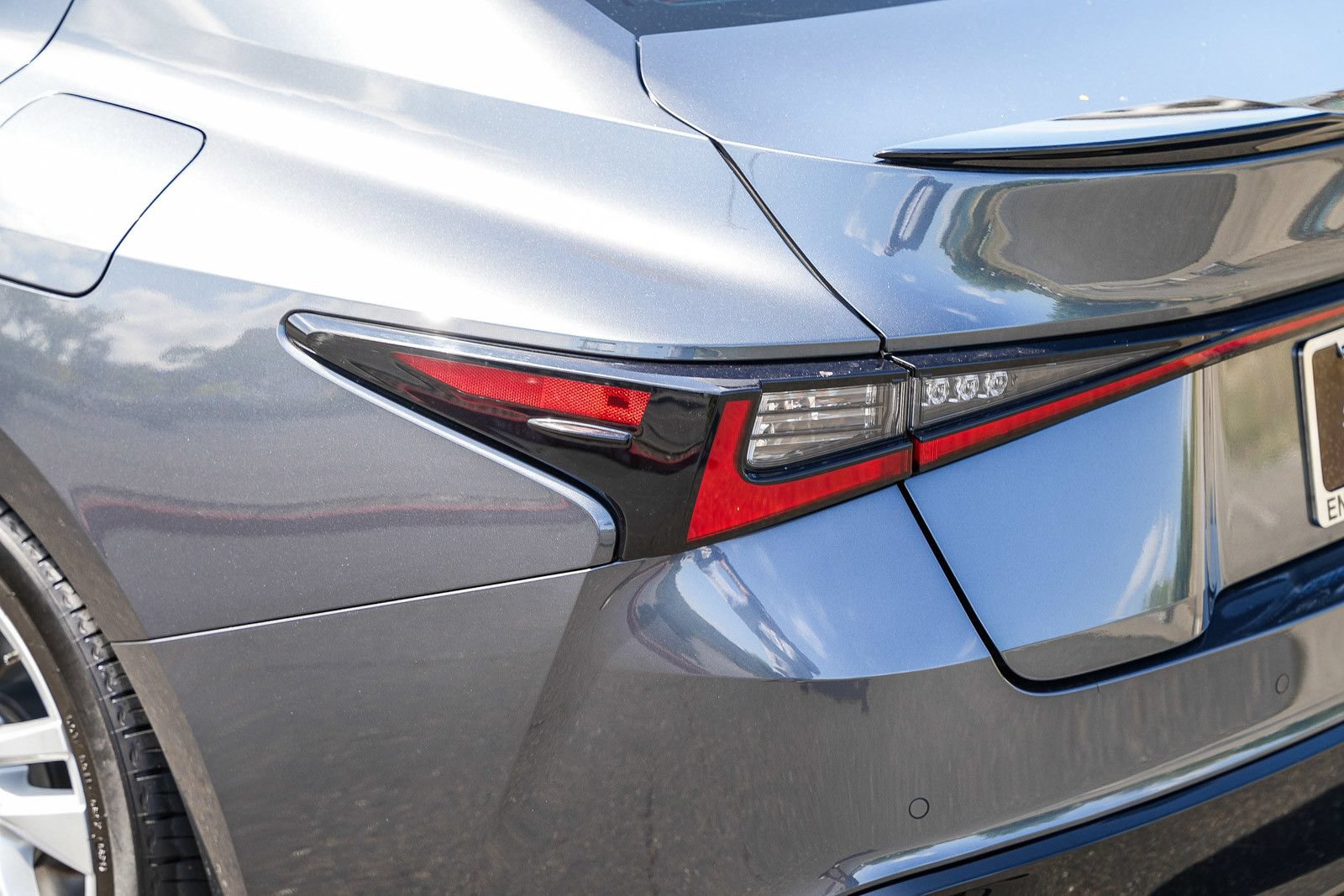 Used 2023 Lexus IS 350 F Sport RWD image 11