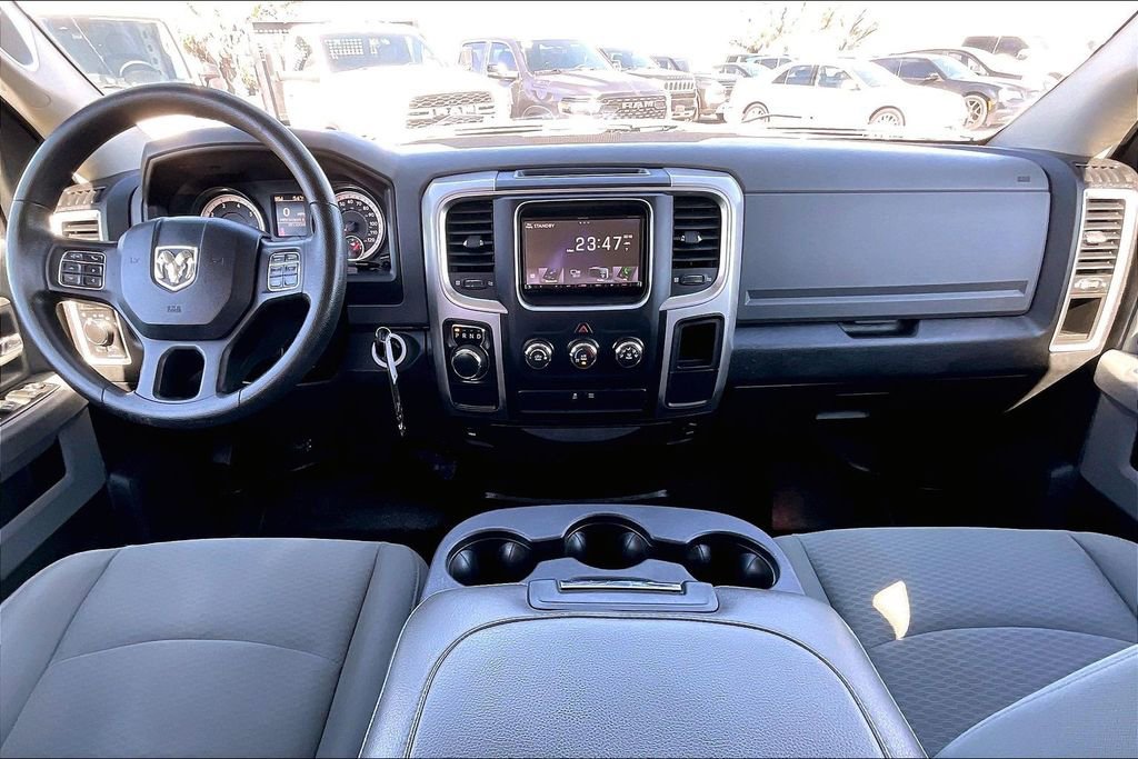 Used 2017 RAM 1500 Classic SLT image 7