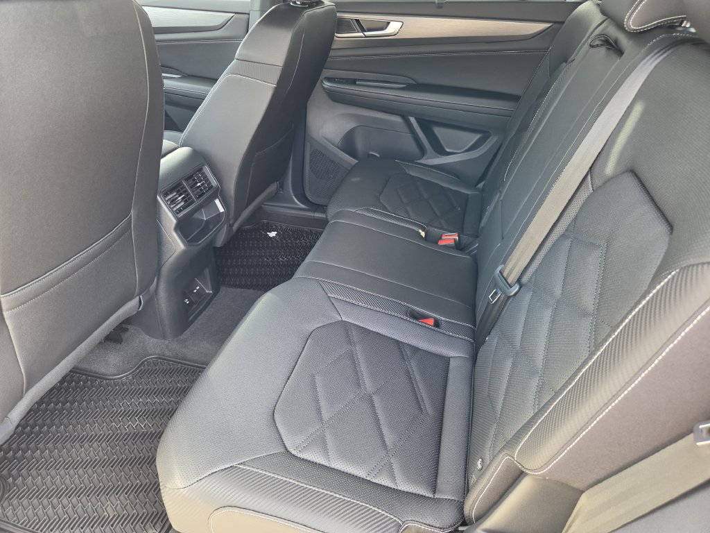 New 2026 Volkswagen Atlas Cross Sport SE FWD image 24