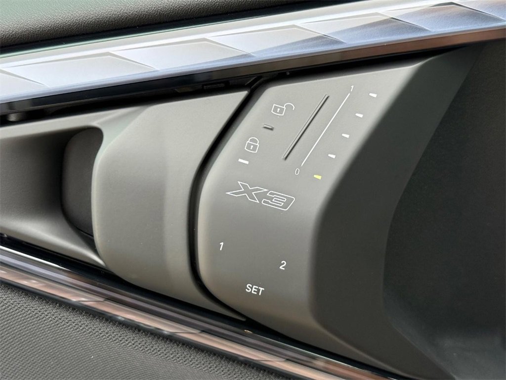 New 2025 BMW X3 xDrive30i w/ Convenience Package image 11