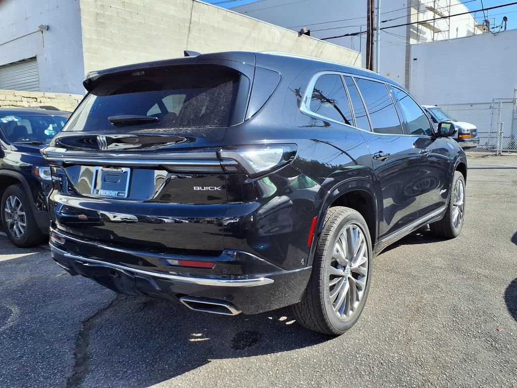 Certified 2025 Buick Enclave Avenir w/ Super Cruise Package AWD/4WD image 23