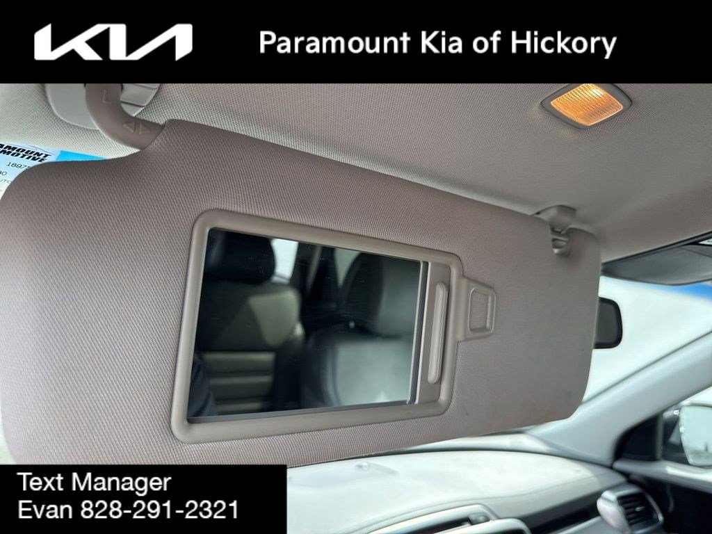 Used 2016 Kia Sorento EX w/ EX Premium Package AWD/4WD image 31