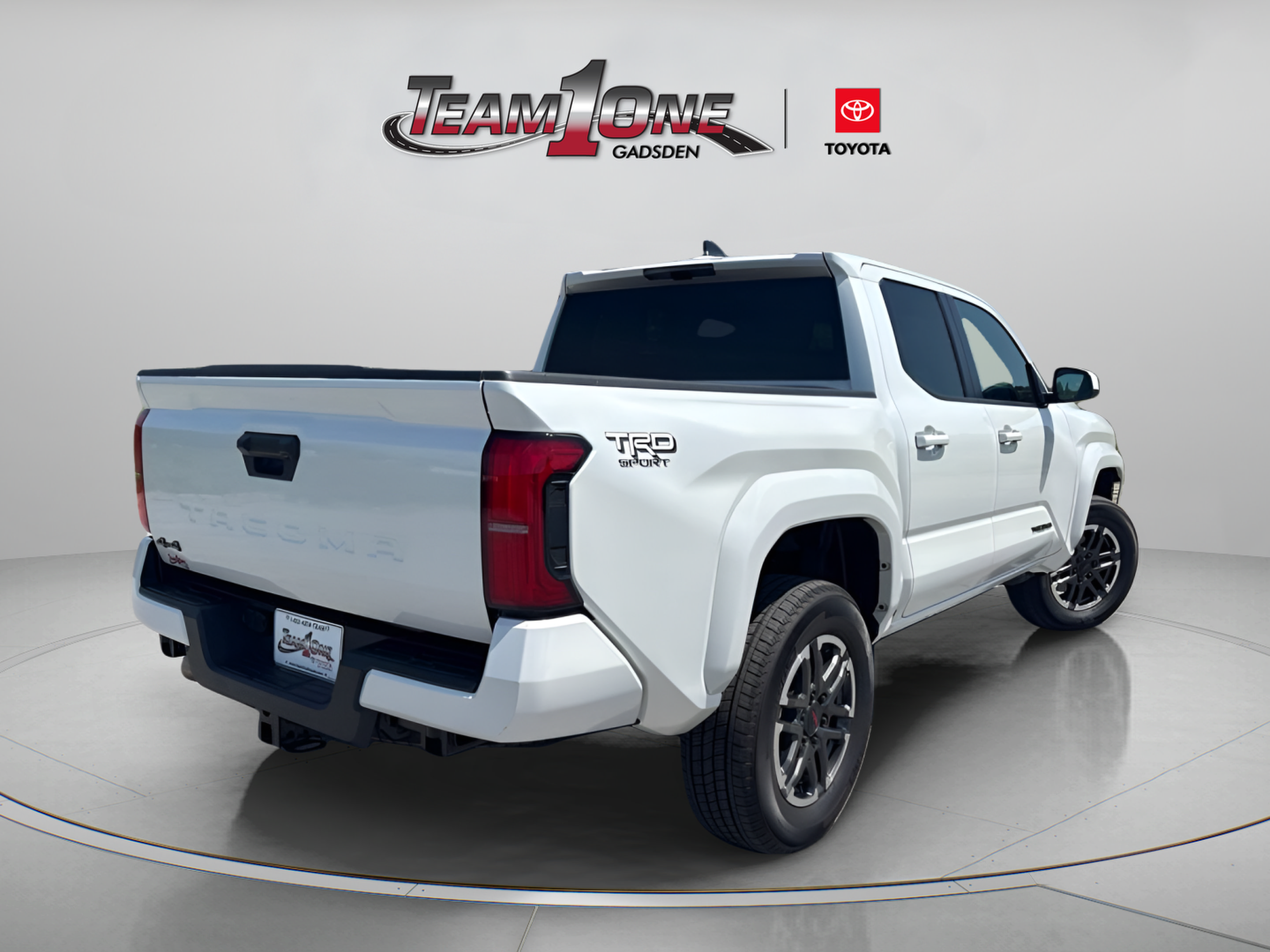 Certified 2026 Toyota Tacoma TRD Sport AWD/4WD image 8