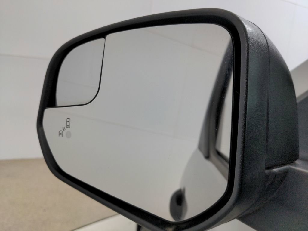 Used 2020 Ford Transit Connect XLT FWD image 15