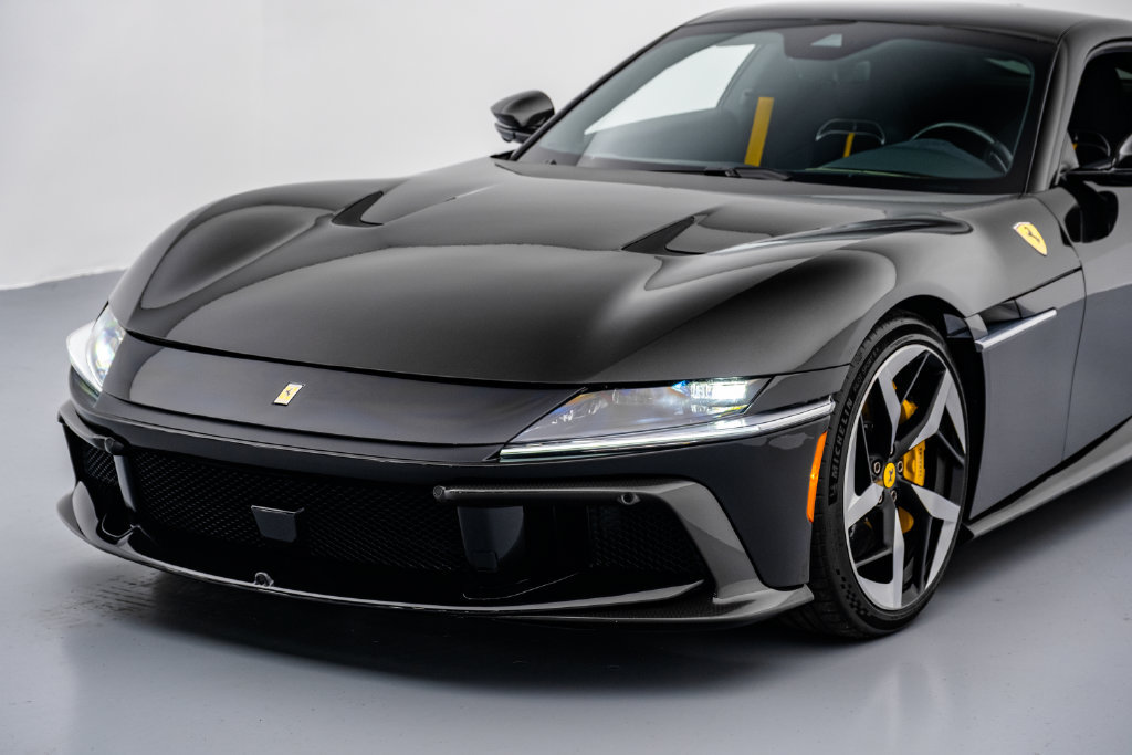 Used 2025 Ferrari 12Cilindri RWD image 4