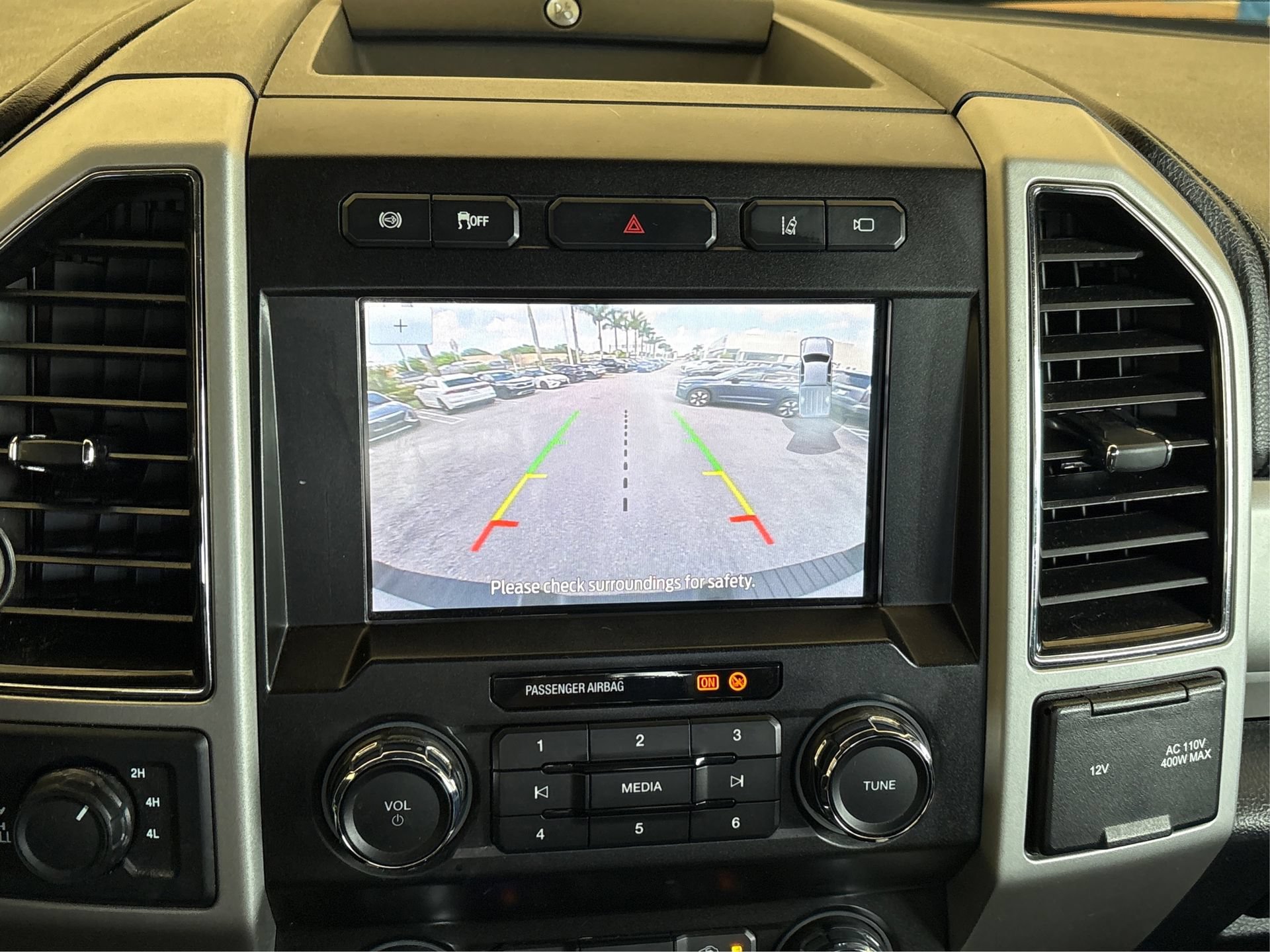 Used 2020 Ford F250 Lariat AWD/4WD image 24