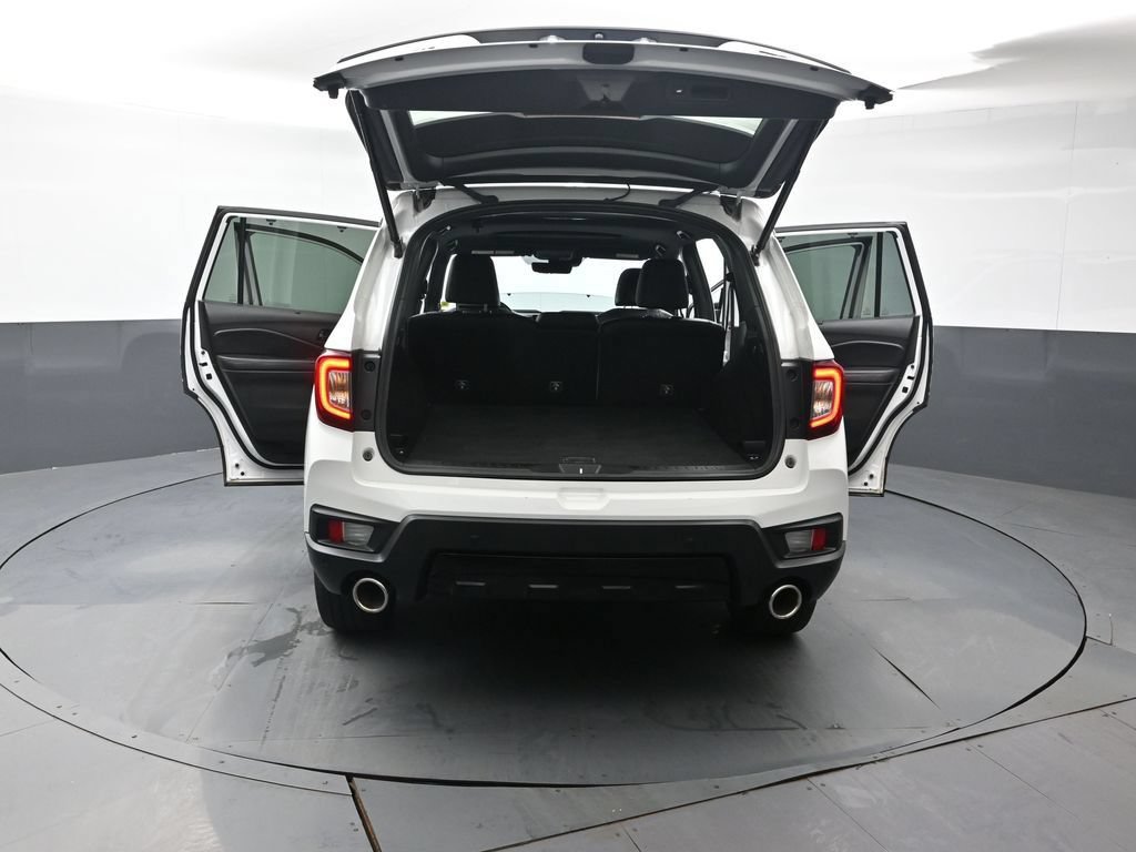Certified 2024 Honda Passport Black Edition image 49