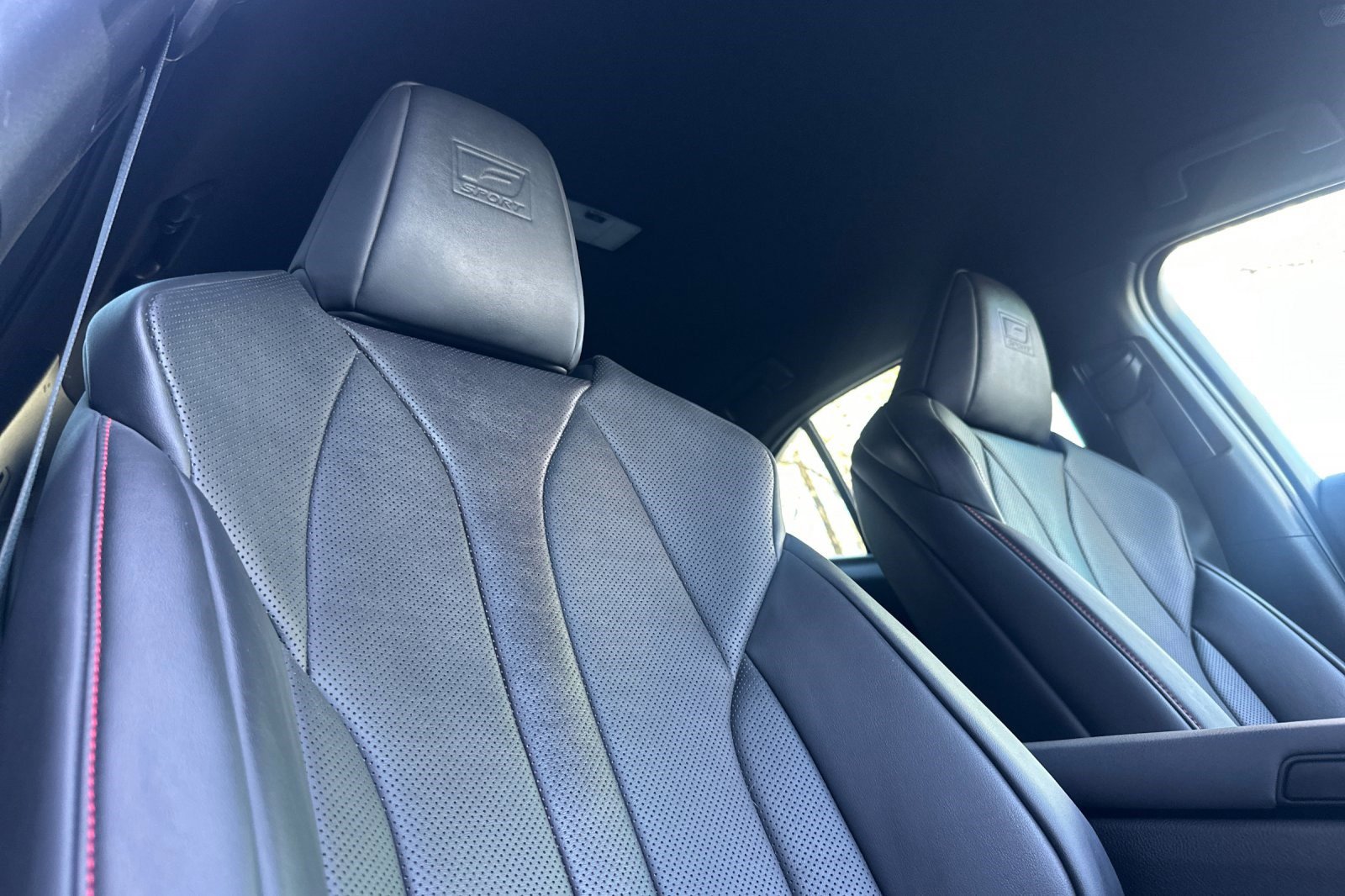 Certified 2022 Lexus UX 250h F Sport image 21