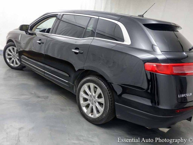Used 2018 Lincoln MKT AWD w/ Driver Technology Package image 10