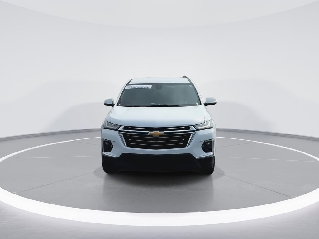 Used 2023 Chevrolet Traverse LT FWD image 3