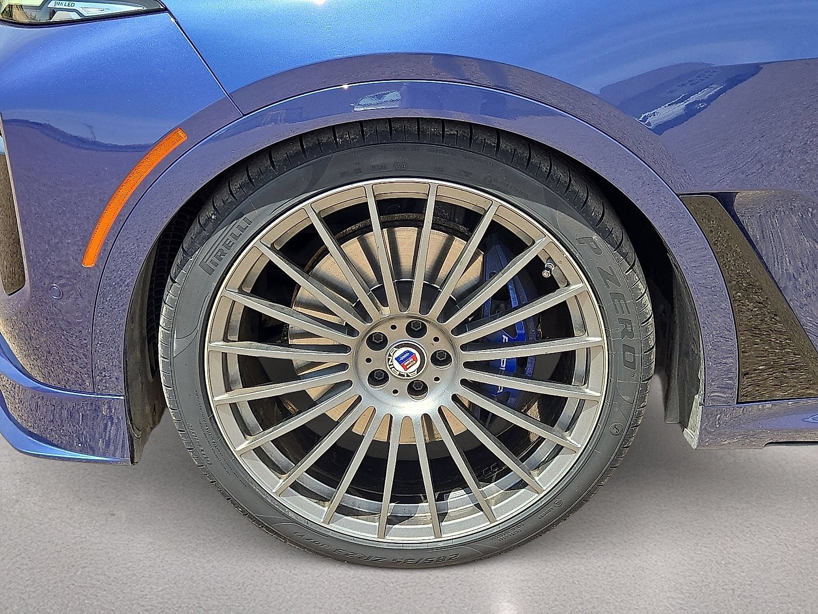 Used 2023 BMW ALPINA XB7 AWD/4WD image 11