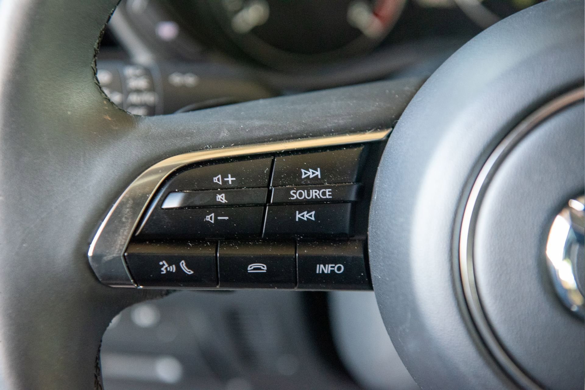 New 2024 MAZDA CX-30 2.5 Turbo w/ Premium Package image 27