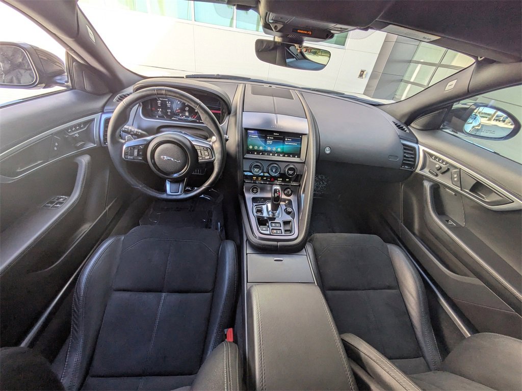 Used 2021 Jaguar F-TYPE Coupe image 15