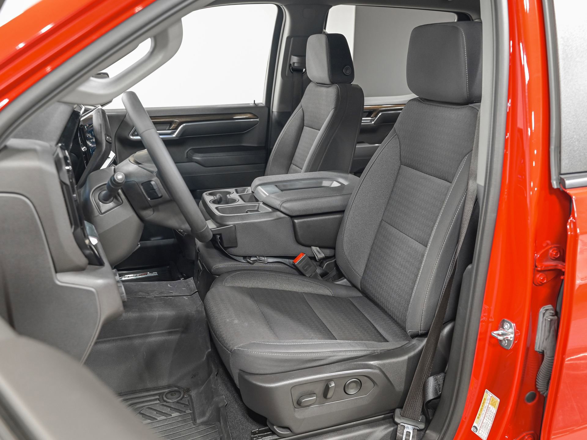 Used 2023 Chevrolet Silverado 1500 LT Trail Boss w/ Protection Package image 16