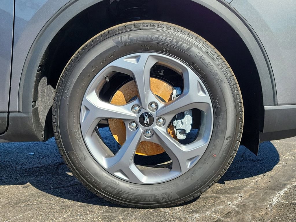 New 2026 Ford Escape ST-Line w/ Tech Pack #1 image 9