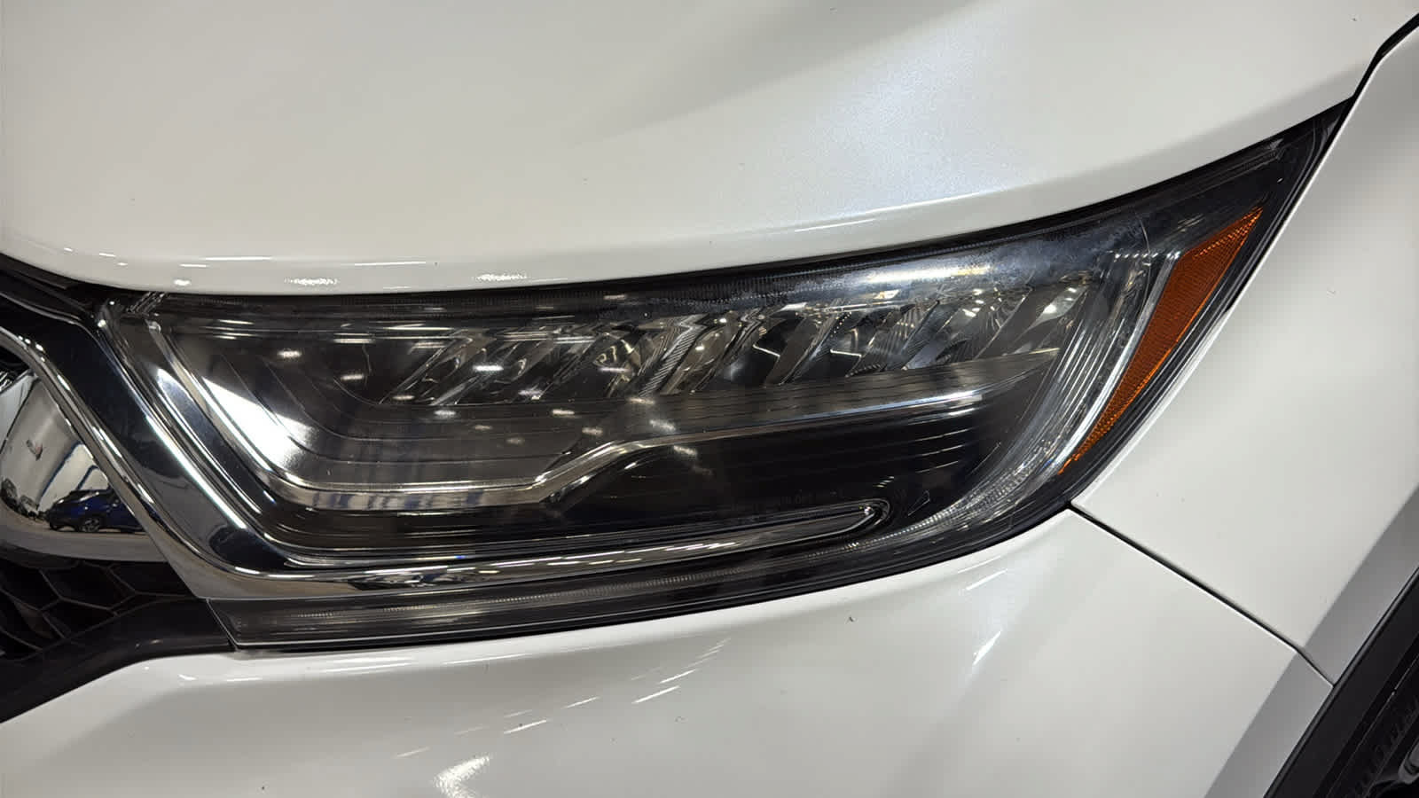 Used 2017 Honda CR-V Touring image 7