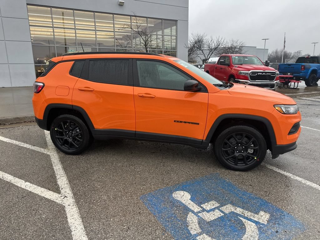 New 2026 Jeep Compass Latitude AWD/4WD image 35