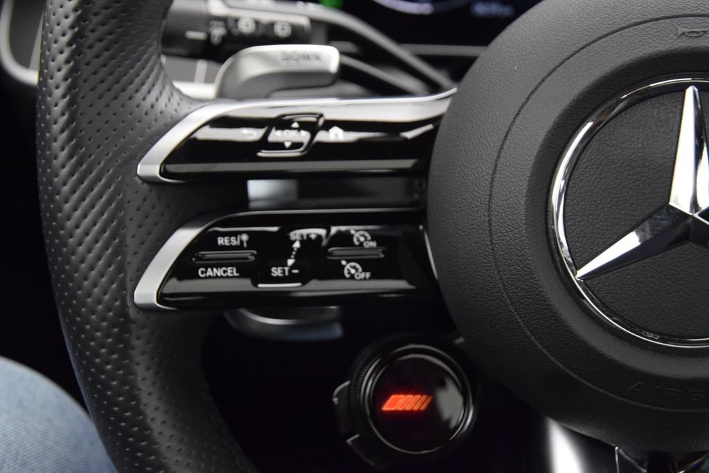 Certified 2024 Mercedes-Benz GLC 43 AMG 4MATIC image 23