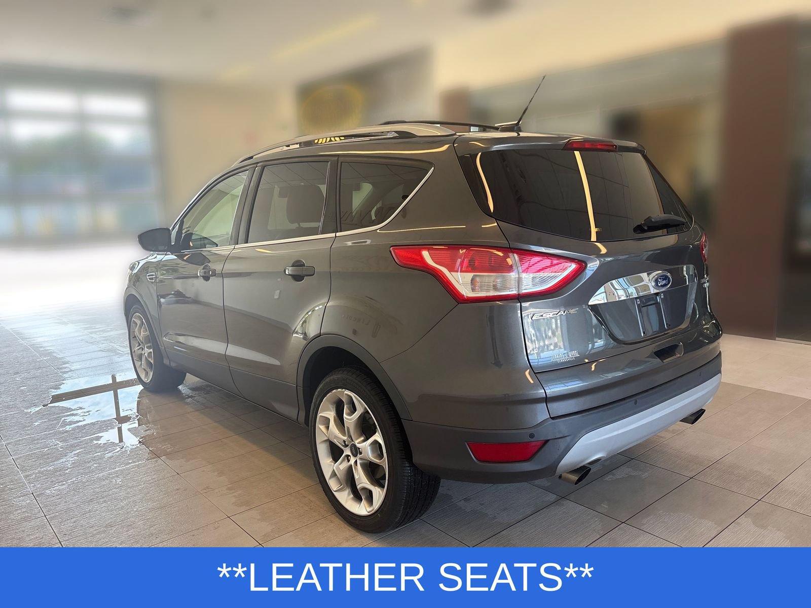 Used 2016 Ford Escape Titanium w/ Equipment Group 301A AWD/4WD image 3