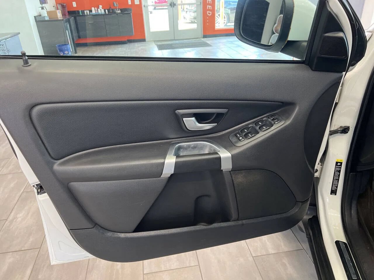 Used 2009 Volvo XC90 3.2 FWD image 14