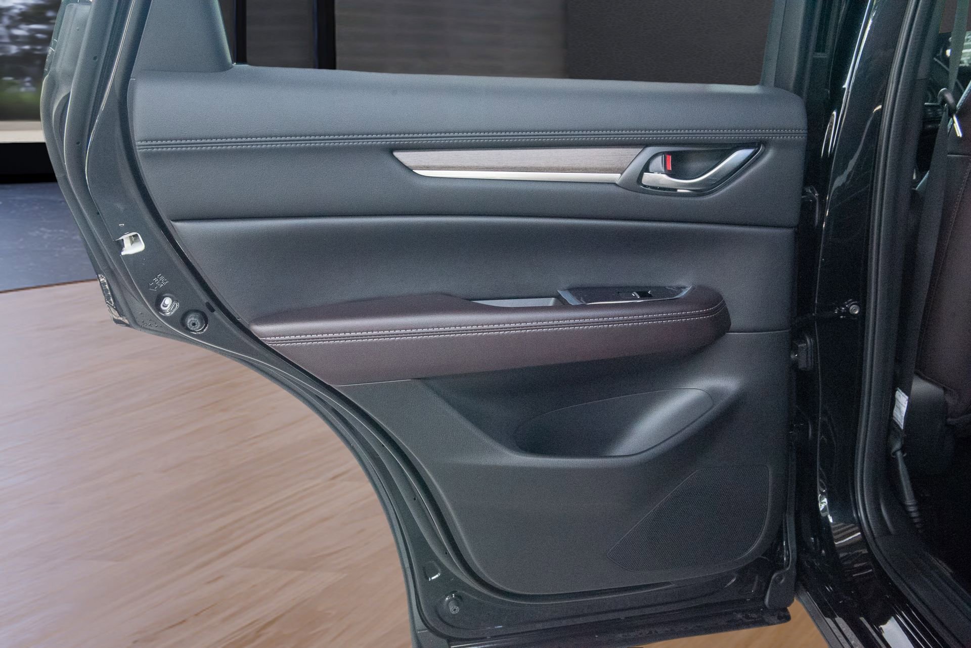 Used 2025 MAZDA CX-5 Signature image 29