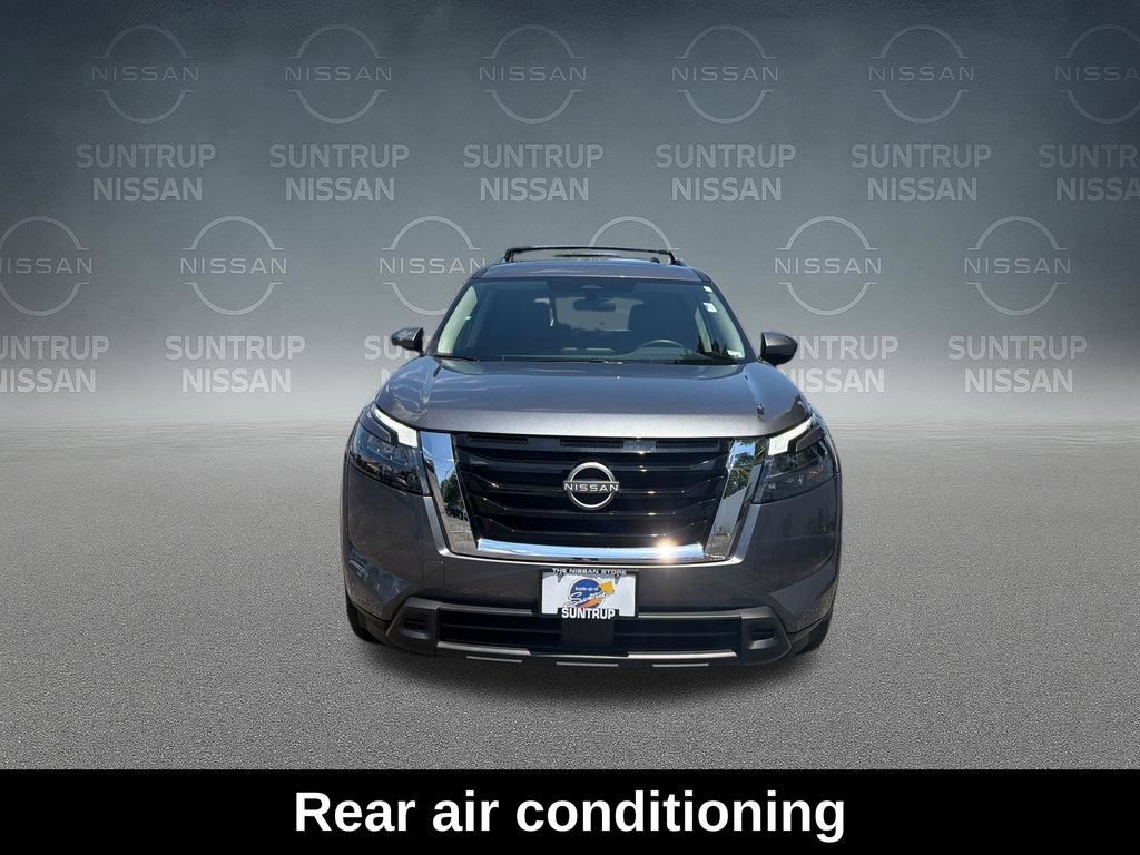 Used 2025 Nissan Pathfinder SV w/ SV Premium Package FWD image 10