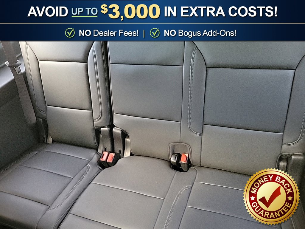 Used 2024 Chevrolet Suburban LT w/ LT Signature Plus Package RWD image 22