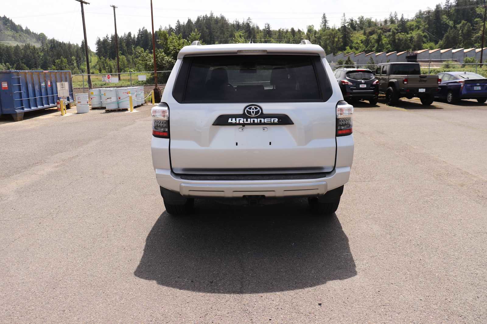 Certified 2016 Toyota 4Runner Trail Premium AWD/4WD image 6