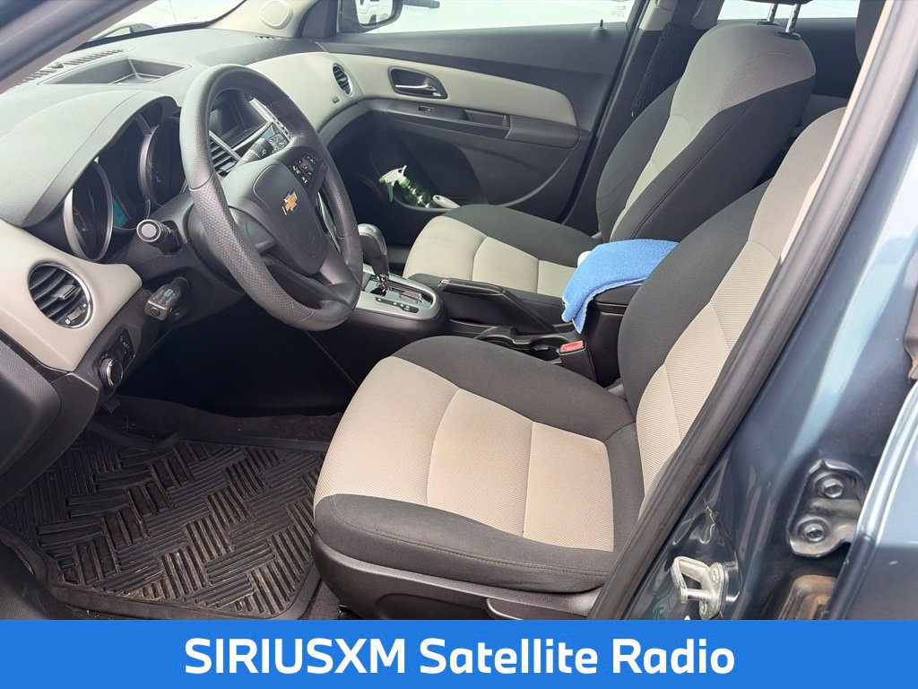 Used 2012 Chevrolet Cruze LS w/ Connectivity Package FWD image 6