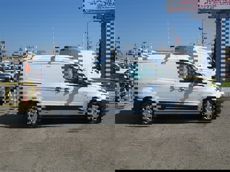 Used 2022 Ford Transit Connect XL image 2
