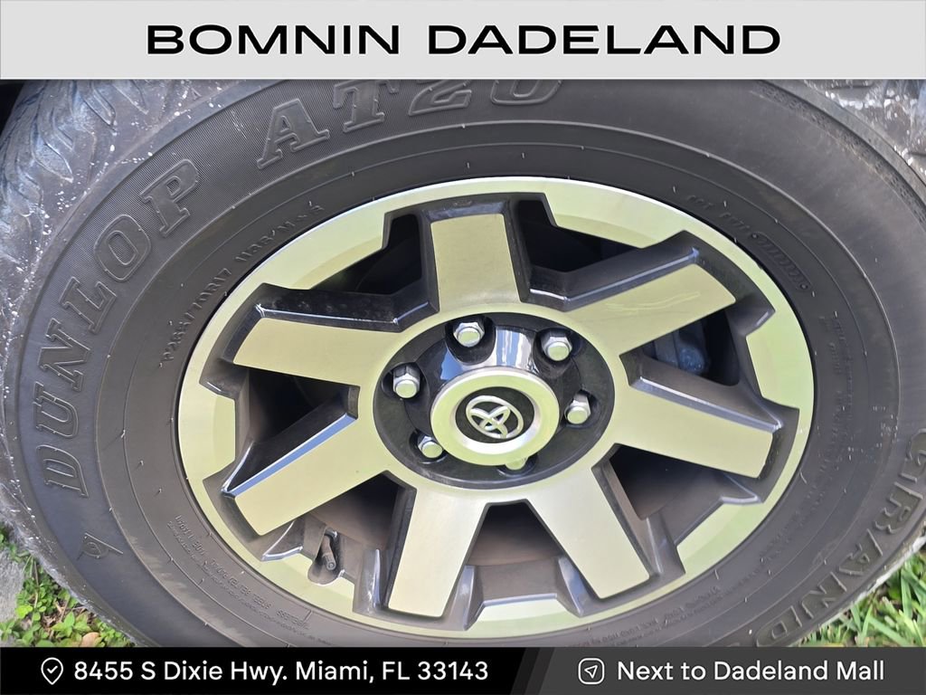 Used 2023 Toyota 4Runner TRD Off-Road Premium image 9