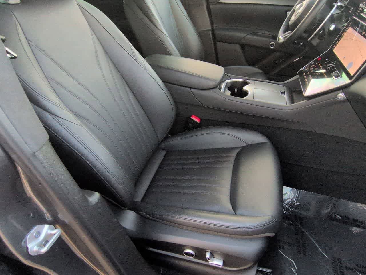 Used 2024 Maserati Grecale GT AWD/4WD image 21