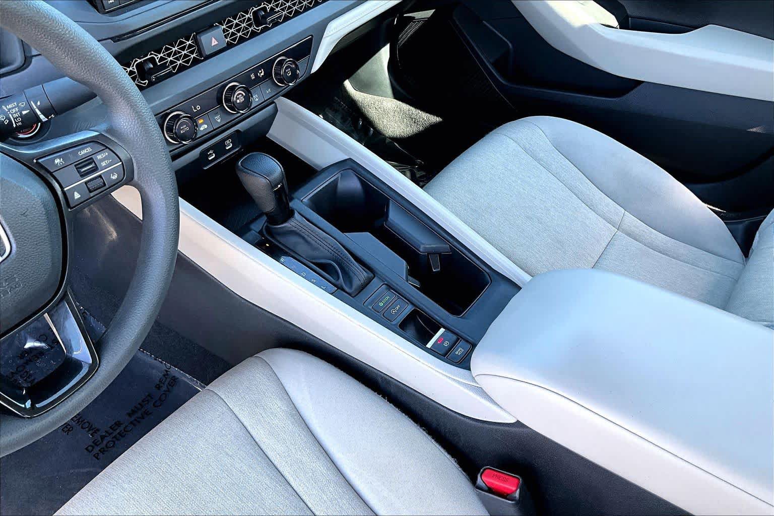 Used 2023 Honda Accord LX image 17