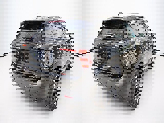 New 2026 Nissan Kicks SR w/ SR Premium Package image 4