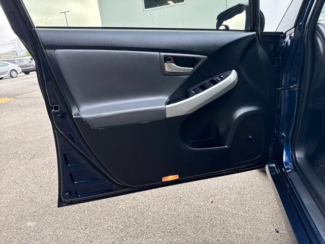 Used 2014 Toyota Prius Four w/ Solar Roof Package FWD image 19