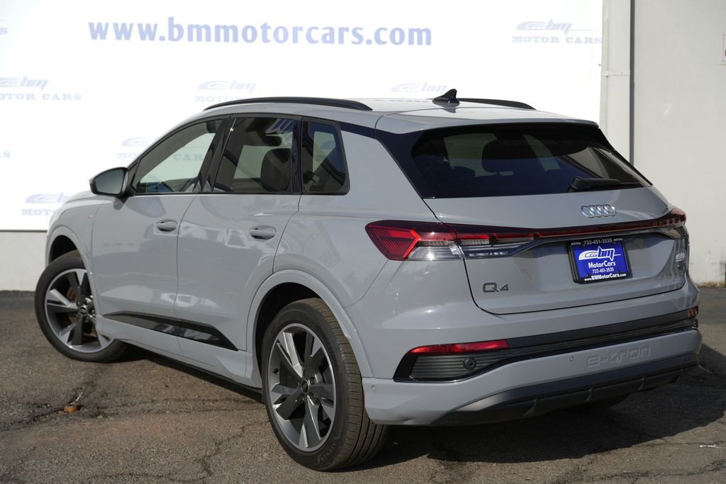 Used 2024 Audi Q4 e-tron Premium Plus w/ Premium Plus image 4