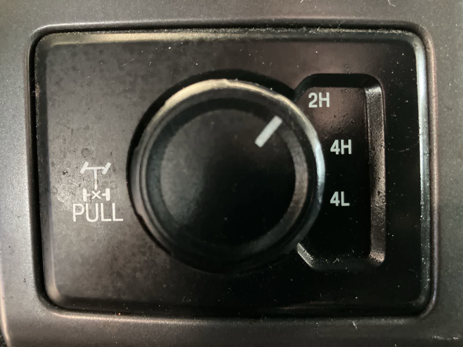 Used 2018 Ford F150 XLT w/ Equipment Group 302A Luxury AWD/4WD image 19