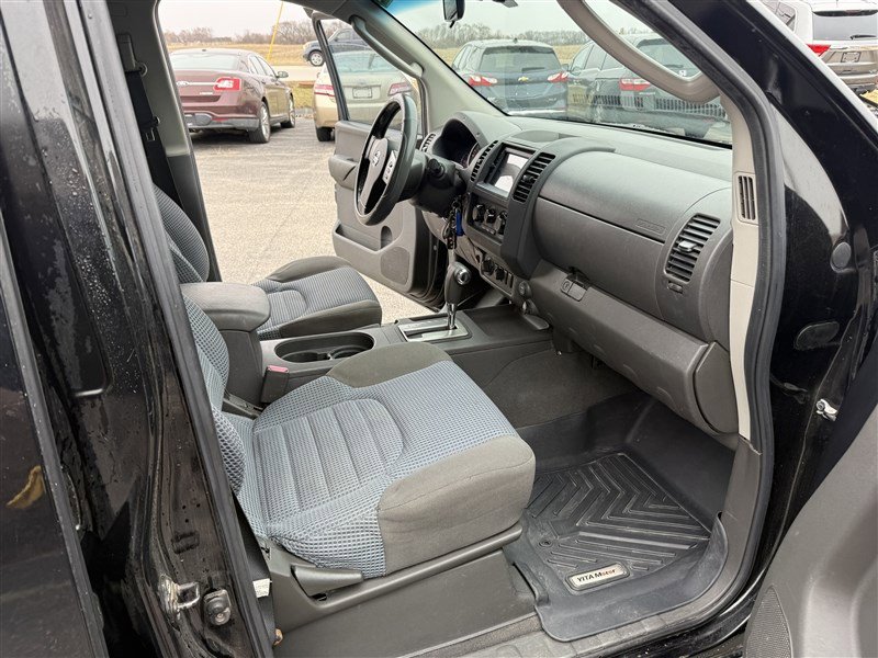 Used 2008 Nissan Frontier NISMO image 7