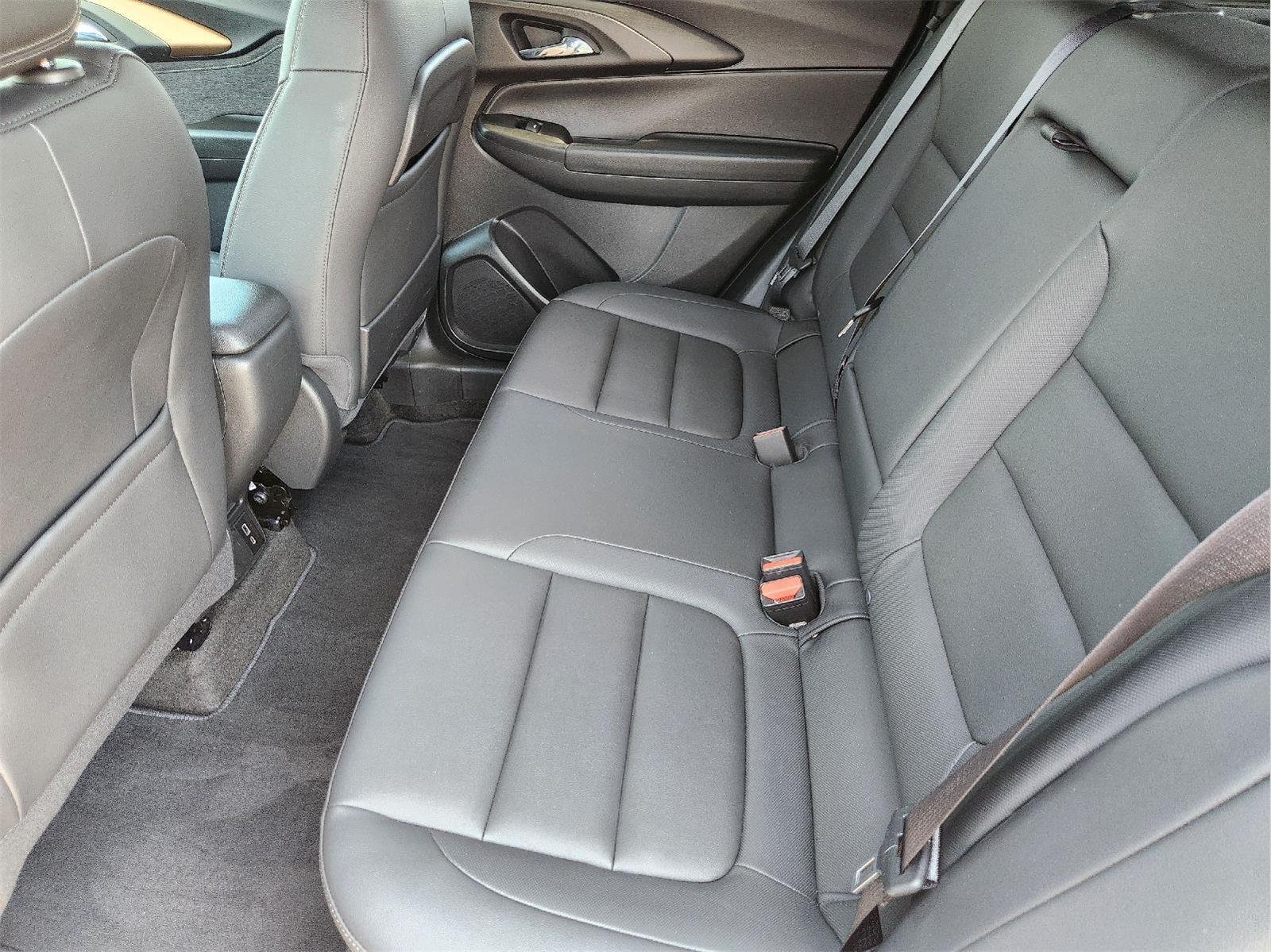 Used 2023 Chevrolet TrailBlazer ACTIV w/ Sun and Liftgate Package FWD image 30