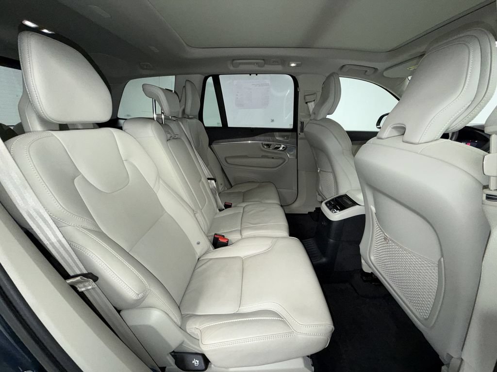 Used 2023 Volvo XC90 T8 Ultimate w/ Protection Package Premier AWD/4WD image 17