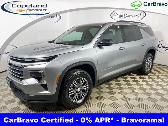 Certified 2025 Chevrolet Traverse LT image 1