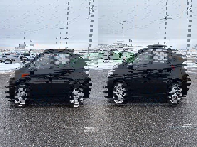 Used 2014 Toyota Prius Five image 7