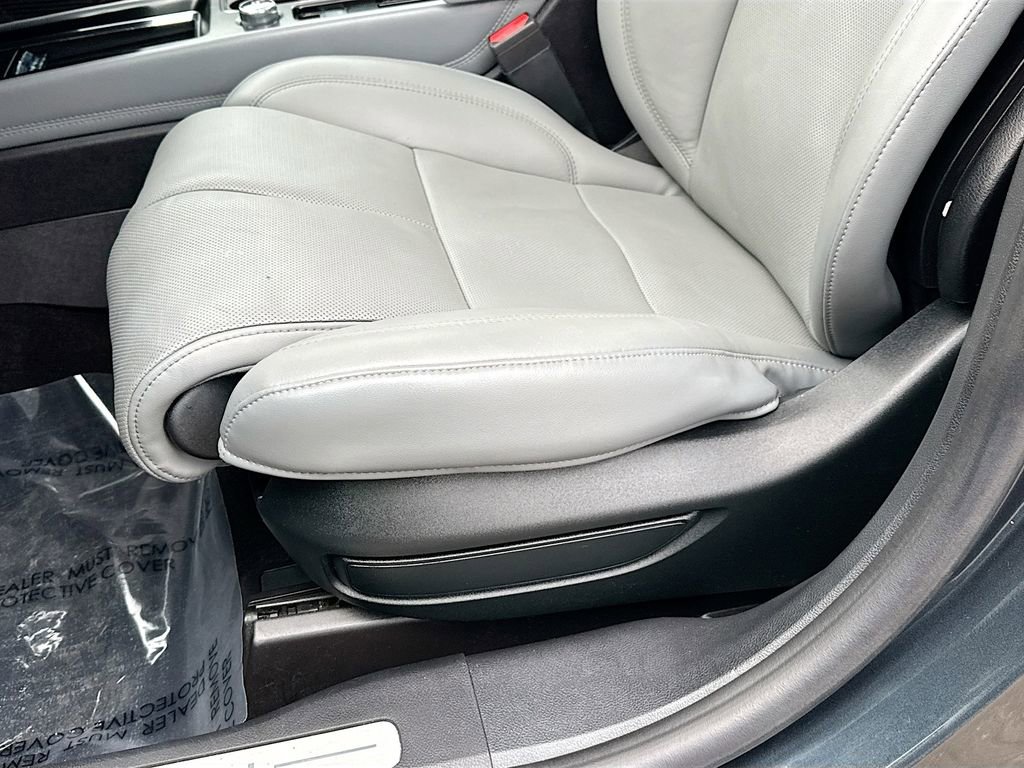 Used 2022 Lincoln Corsair Reserve w/ Equipment Group 201A image 17