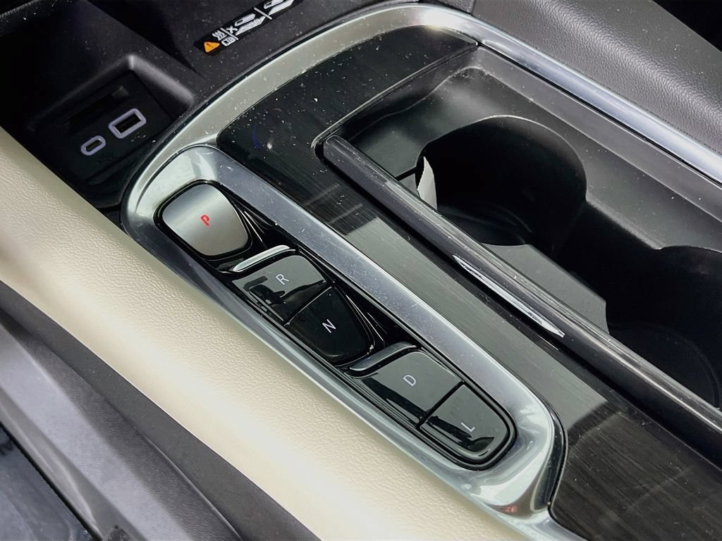 Used 2022 Buick Enclave Essence FWD image 15