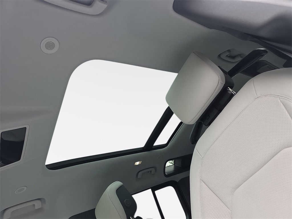 New 2026 Land Rover Defender 110 S image 32