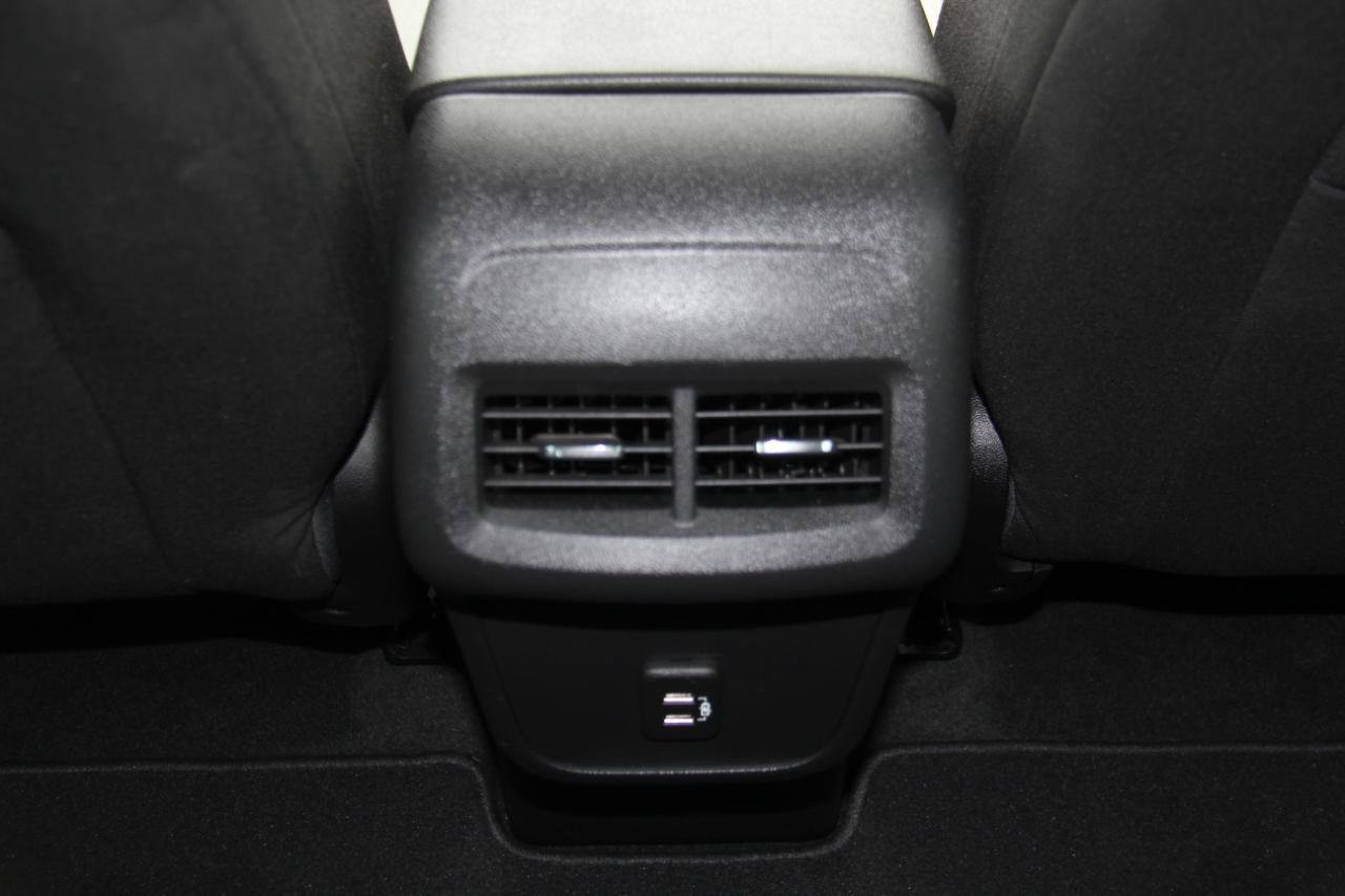 Used 2019 Chevrolet Equinox LS FWD image 17